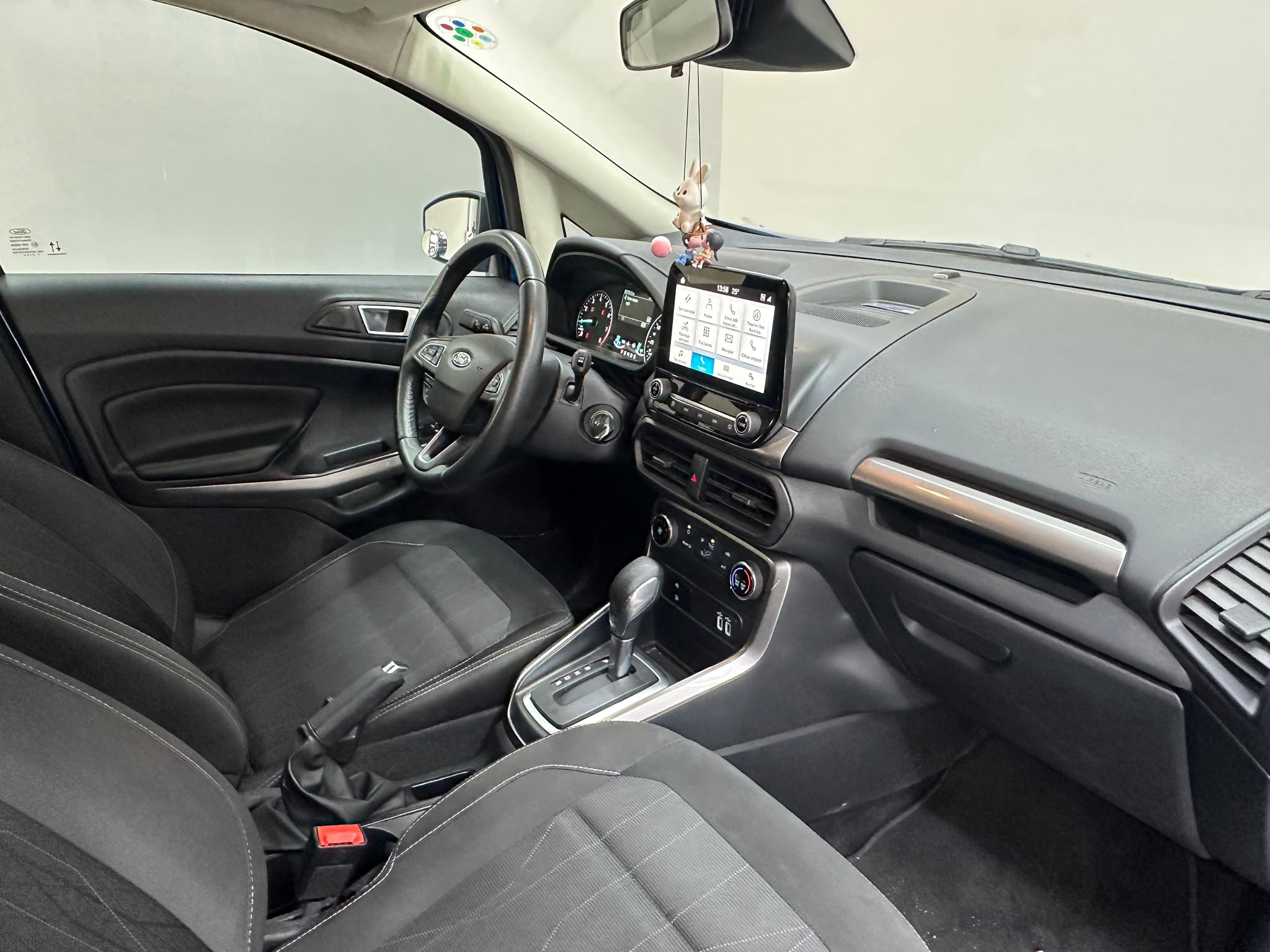 FORD ECOSPORT 11